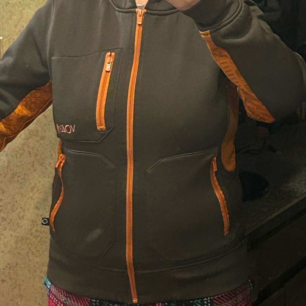 From VOLCOM Snow sweater/ jacket